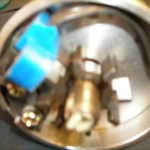 distributor 004