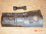 Floor pan extension and console bracket for A-833 four-speed conversion