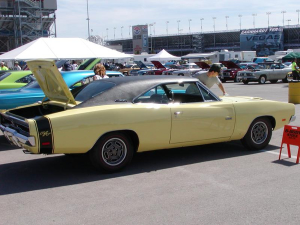 vegas100