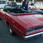 Mark's really cool 68 Coronet vert.