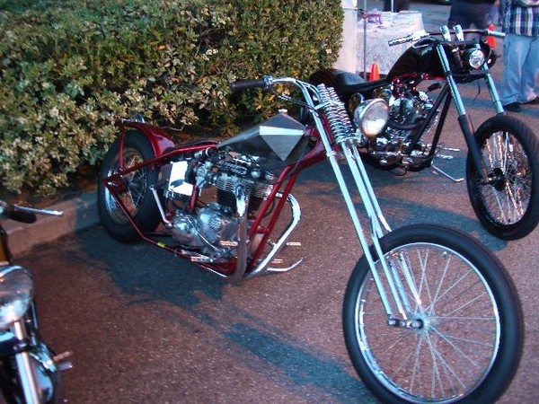 I love these old school choppers!