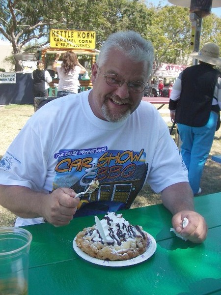 I love funnel cakes!
