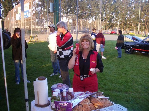 Just 7:00 am and the bubbly is open already!