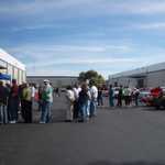 The food line beginith!