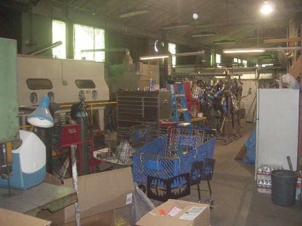 Here you can see inside Ron's shop "Accesories Plus" located in Belmont, Ca.