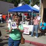 Diane wins the "Chick's Choice" award.