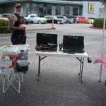 Time for Stu to offer up some grub!