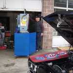 Henry tunes the roadrunner 2007 010