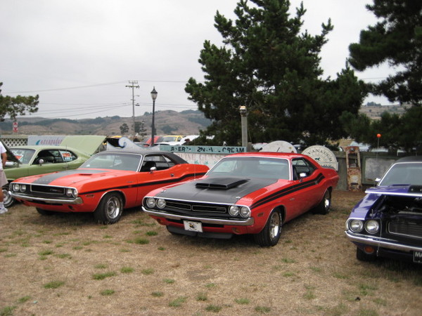 Mopars at the Pub 004