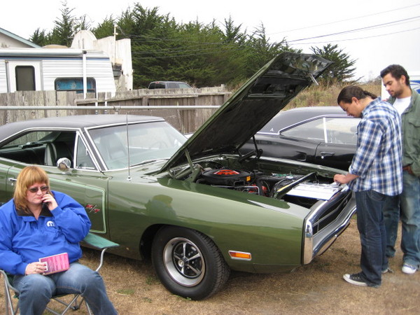 Mopars at the Pub 008