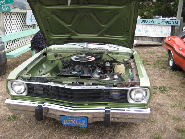 Mopars at the Pub 046
