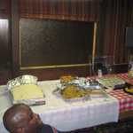 Man, that's a big ole tray of macaroni salad!!