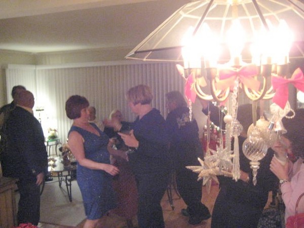 Darlene's Christmas party 2007 013