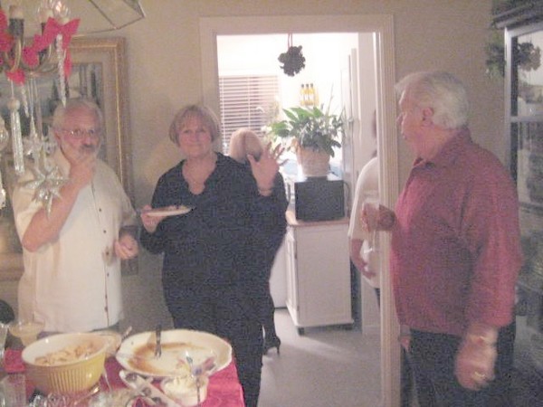 Darlene's Christmas party 2007 030