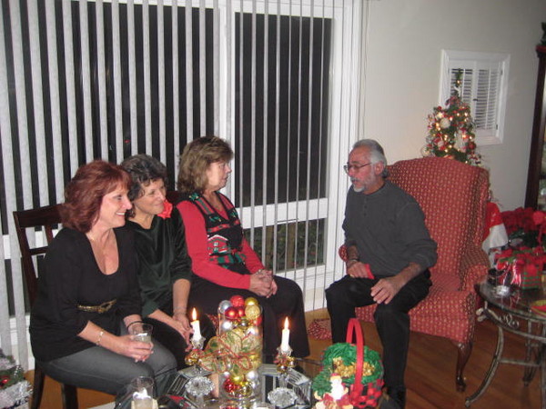 Darlene's Christmas party 2007 033