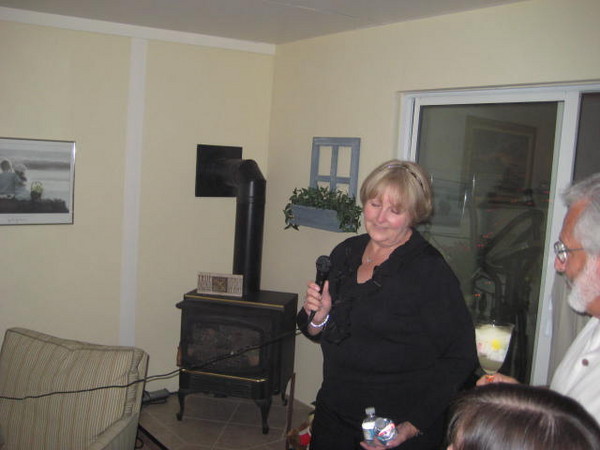 Darlene's Christmas party 2007 038