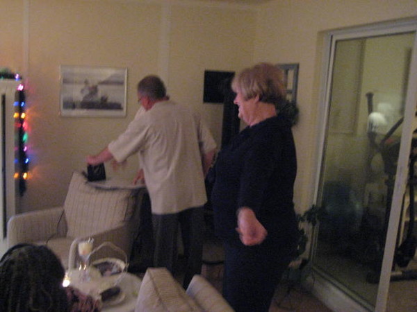 Darlene's Christmas party 2007 049