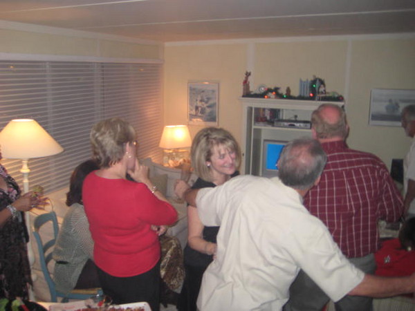 Darlene's Christmas party 2007 076