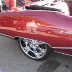 He's rid'n on 22's.