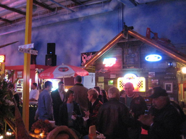 Sparky's 2007 Holiday party 003