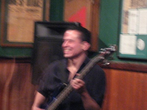Ryan family fundraiser at Old Molloys roadhouse 2008 002