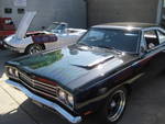 Highlight for Album: The roadrunner get a new Edelbrock 650 CFM Thunder series carb. installed.