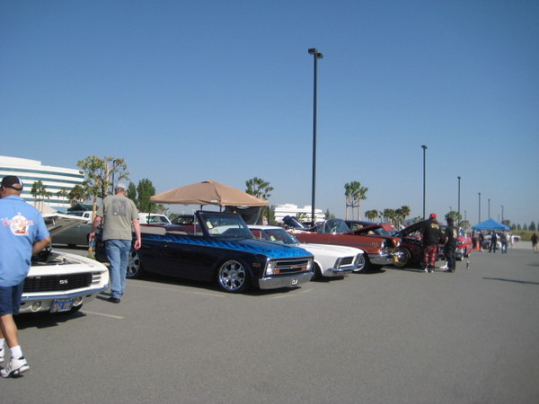 Derrick Ward Memorial car show 064