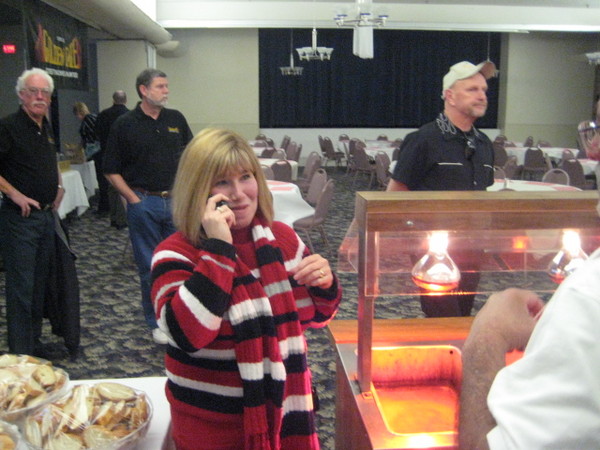 Cindy calls everyone she knows to tell them to get on down here right now.