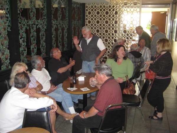 A few GGSMU members meet for a Tuesday night Elk's club dinner.