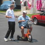 Bill tells Sparky the MOJO girls will be here soon. www.rockandrollmojo.com