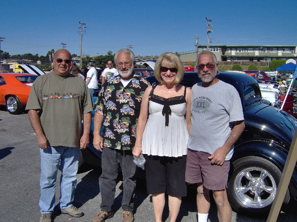 Joe, Dan, Darlene, and Carl from the GGSMU car club.