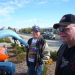The two Rons talk shop.