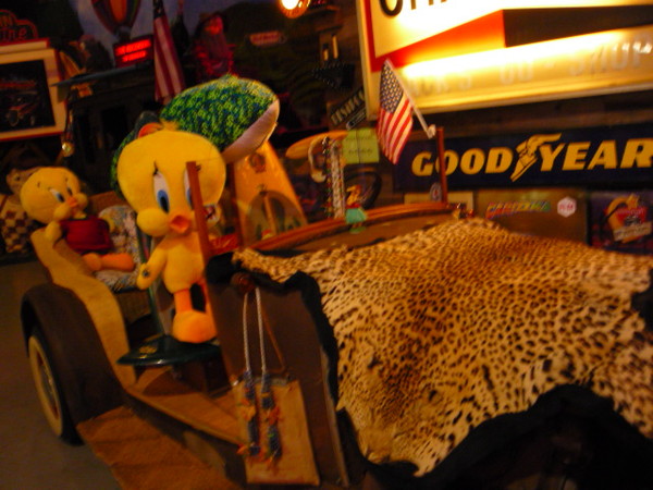 Toy wrappping at Sparky's Hot Rod Shop. 045
