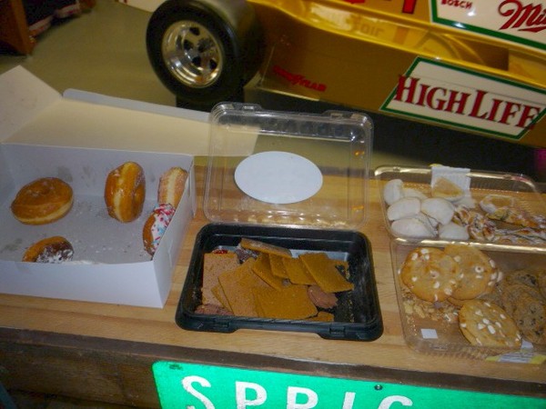Dounts and cookies the perfect breakfest of car club elves!