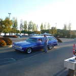 Man i like that cool wagon.