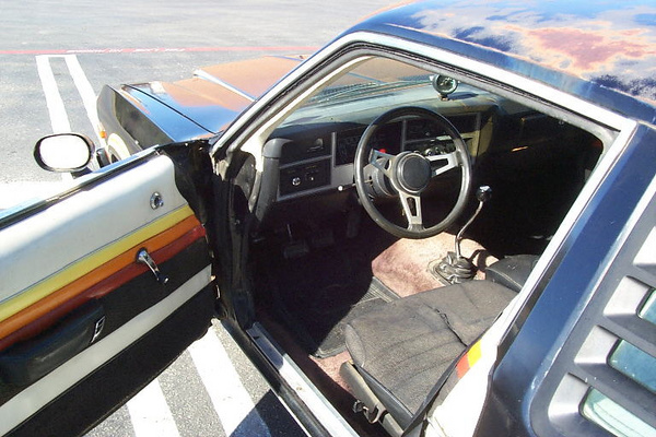 Someone asked about the interior. So here are a couple of shots. The TUFF wheel was stock.