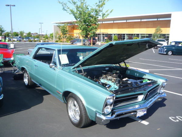 Rocklin Harbor Frieght car show. 010