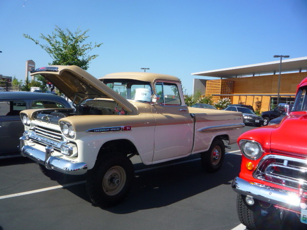 Rocklin Harbor Frieght car show. 032