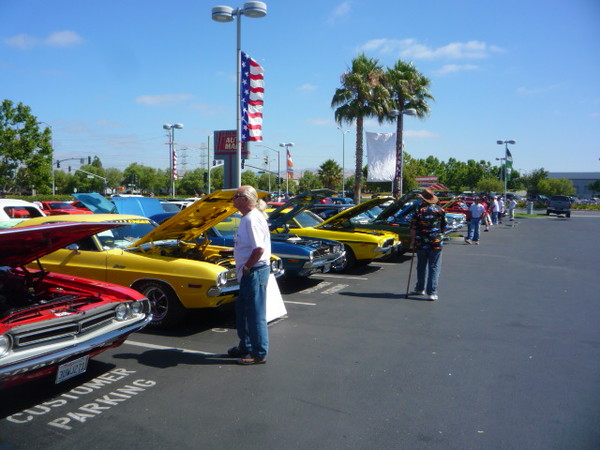 AutoWest Dodge show 2009 087