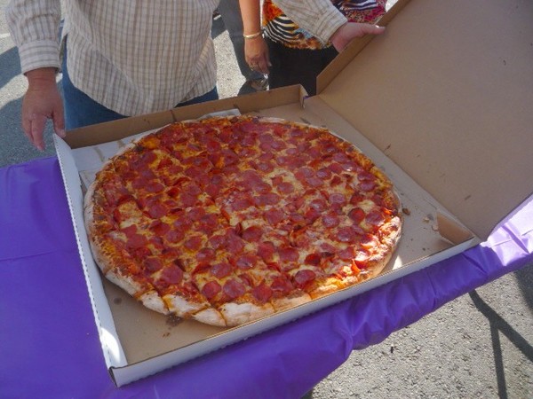 Now that is PIZZA!!!!