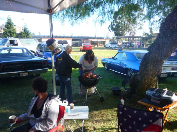 Let's get that turkey cook'n!!