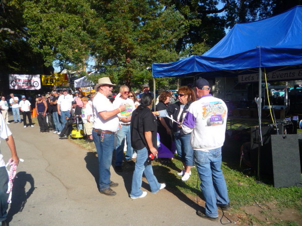 H2H 2009 210