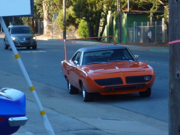 Geeze another car with a shopping cart wing on it. :^P