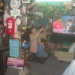 Mamma aint never gonna beleive this place.