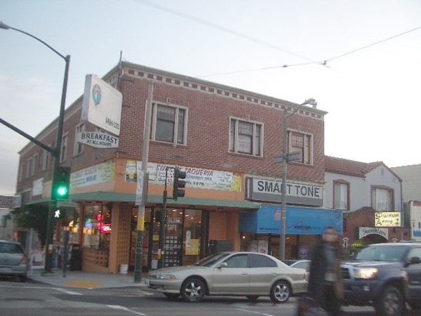 We pass by our long time MPM member Burt Louie's Taco del sol resturant on 19th and Taravel in San Francisco.