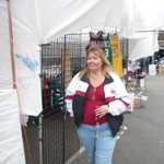 Kim takes a stroll to see the wonders of the Flea Market!