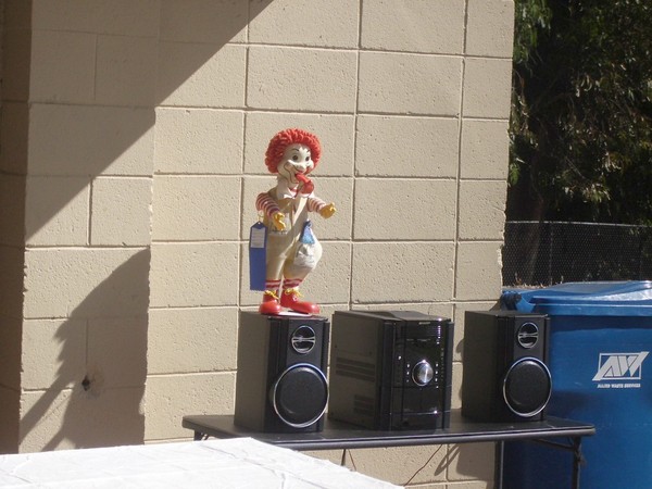 Is that the new Ronald Mc Donald??