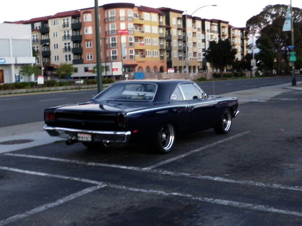 Follow my roadrunner to the 2010 Mopar Alley car club Rally in Fremont, Ca.