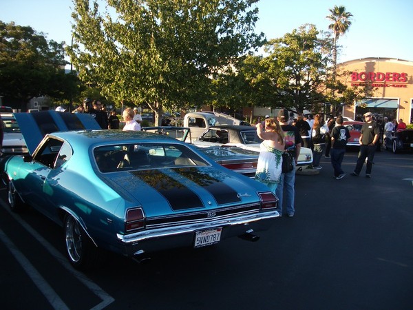 Cruise night 2010 086