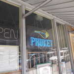 Phuket, I ain't eating there!